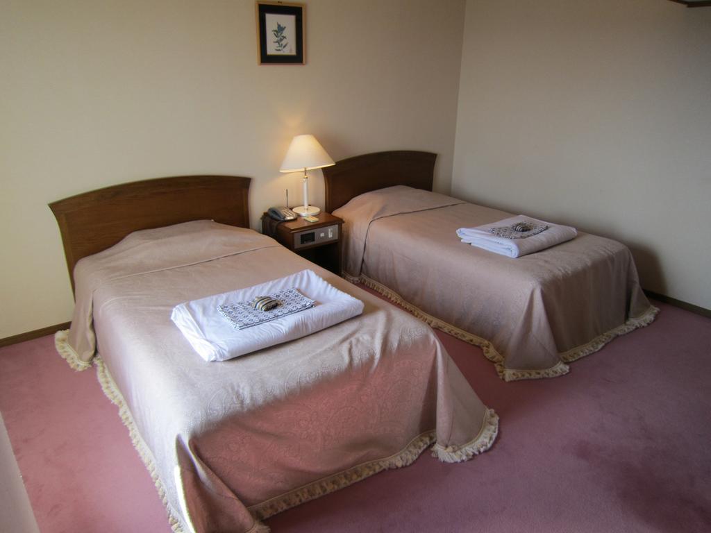 ซัน โฮเต็ล โคะโระโมะงะวะโซะ Hotel ฮิไรซูมิ ห้อง รูปภาพ