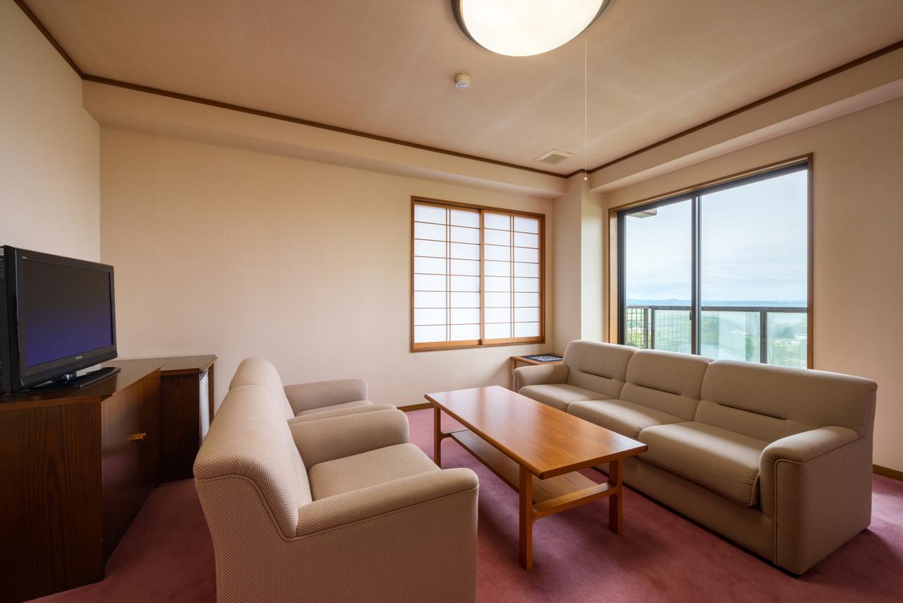 ซัน โฮเต็ล โคะโระโมะงะวะโซะ Hotel ฮิไรซูมิ ภายนอก รูปภาพ